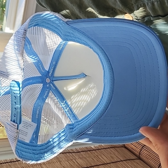 O'Neill Hat - Picture 3 of 5